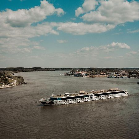 Diana Sunshine Apartment Tulcea Bagian luar foto